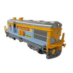 Plastic 8 Wheels Engine With Pull Back Action Train (Multicolor)